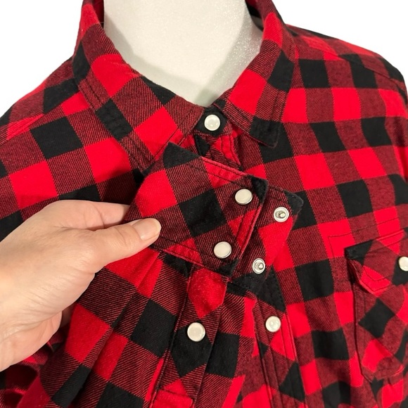 BC Clothing Plaid Black & Red Button Down Fannel Top - Size Large - Picture 5 of 9